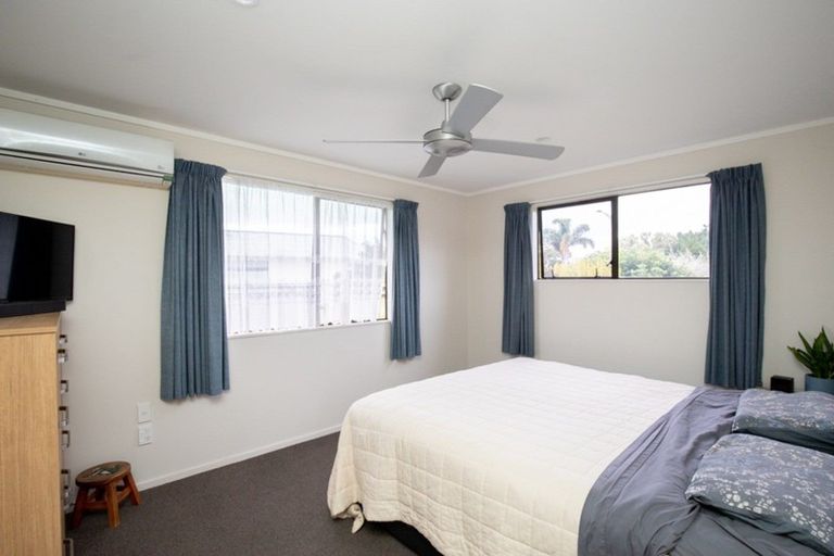 Photo of property in 10 Darlington Street, Ngatea, 3503