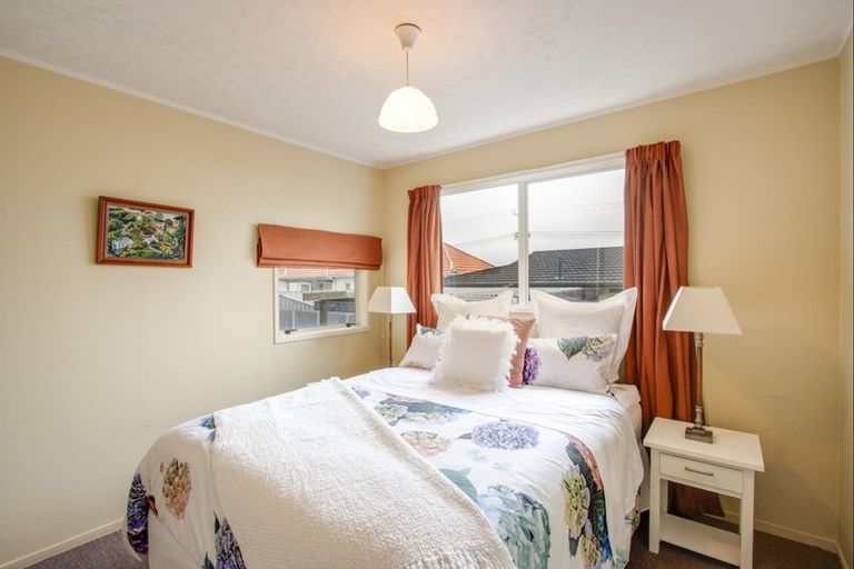 Photo of property in 2/1 Gardiner Street, Westshore, Napier, 4110