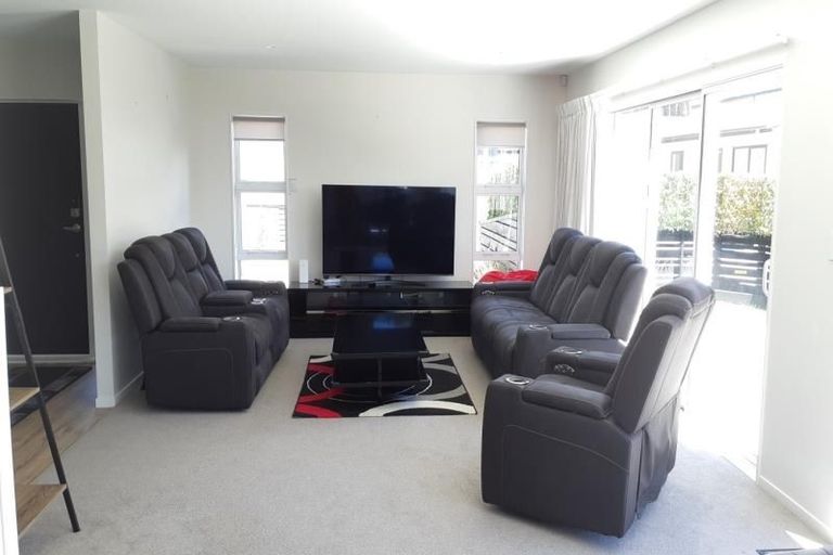 Photo of property in 5 Danden Way, Pukekohe, 2120