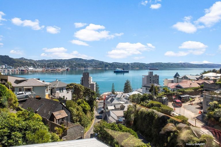Photo of property in 30a Hay Street, Oriental Bay, Wellington, 6011