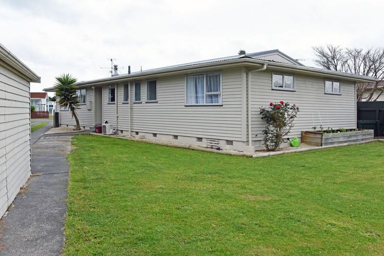 Photo of property in 17 Manchester Street, Solway, Masterton, 5810