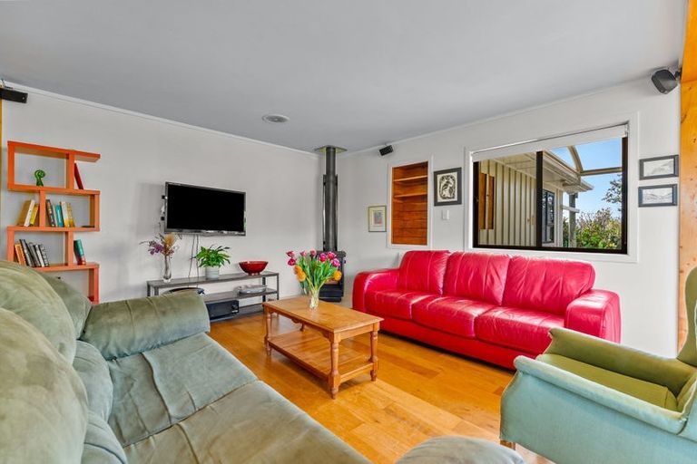 Photo of property in 20 Haywood Lane, Tawharanui Peninsula, Warkworth, 0986