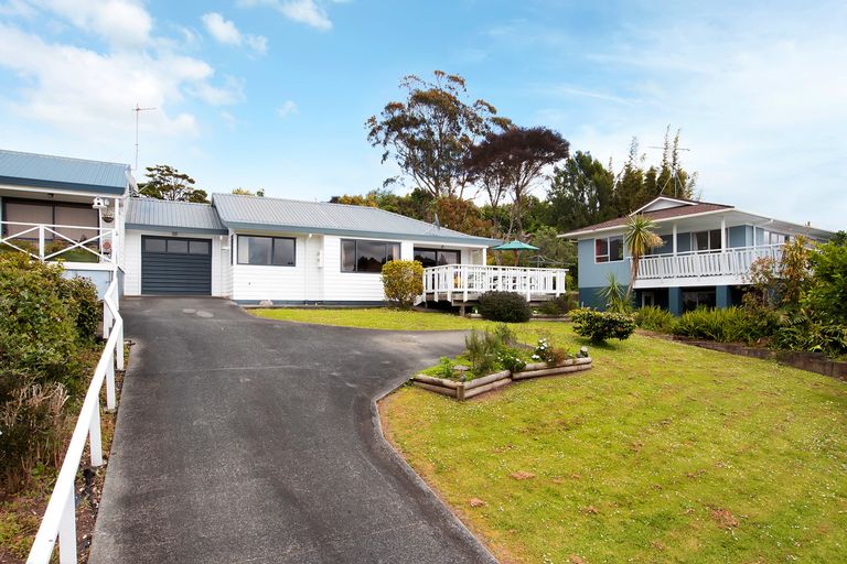 Photo of property in 2/4 Wi Apo Place, Wellsford, 0900