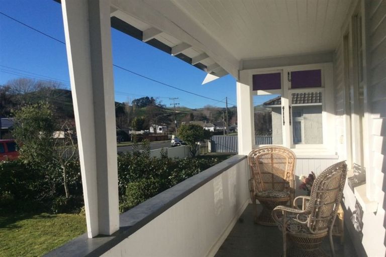 Photo of property in 16 Goldfinch Street, Taihape, 4720