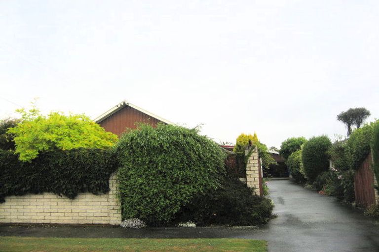 Photo of property in 77 Halberg Street, Dallington, Christchurch, 8061