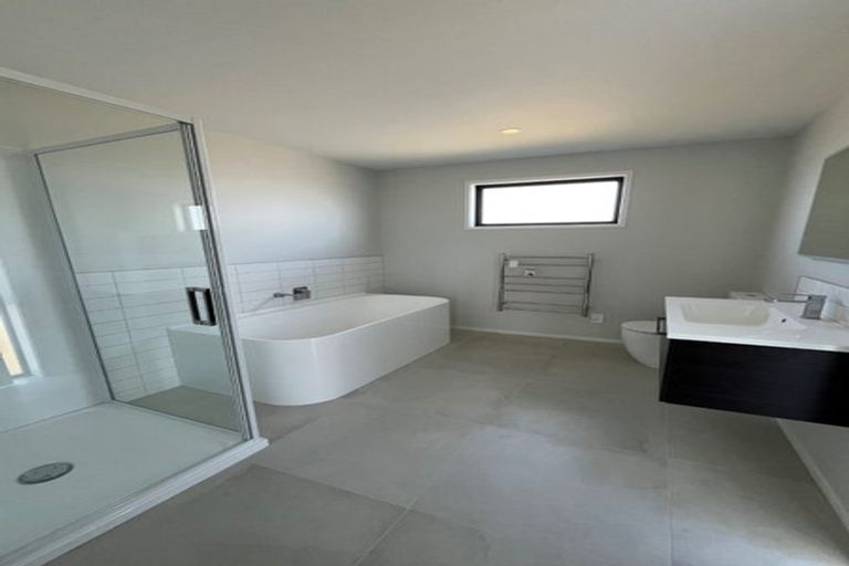 Photo of property in 24 Camber Drive, Whitby, Porirua, 5024