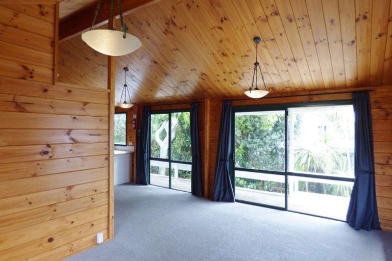 Photo of property in 103 The Esplanade, Manly, Whangaparaoa, 0930