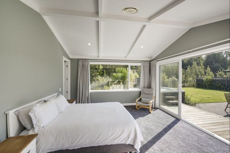 Photo of property in 22 Taruna Place, Havelock North, 4130