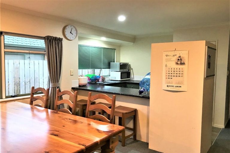 Photo of property in 1b Lagoon Place, Poike, Tauranga, 3112