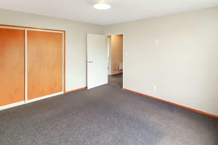 Photo of property in 1/104 Bassett Street, Burwood, Christchurch, 8083