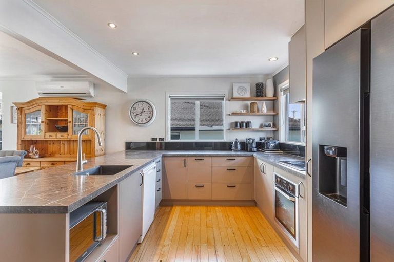 Photo of property in 24b Edward Avenue, Orewa, 0931