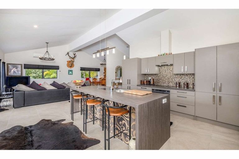 Photo of property in 27 Rarere Terrace, Kerikeri, 0230