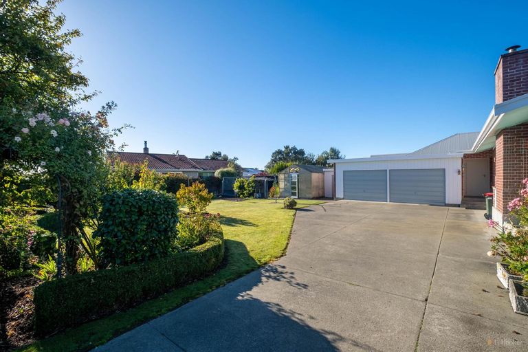 Photo of property in 1 Cashel Street, Waimate, 7924
