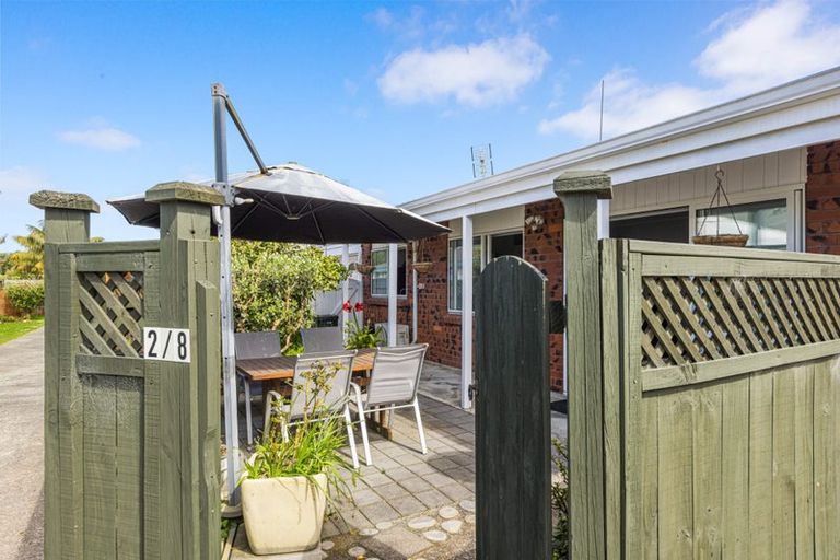 Photo of property in 2/8 Riverside Road, Orewa, 0931