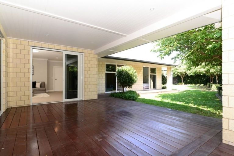 Photo of property in 8 Connor Court, Huntington, Hamilton, 3210