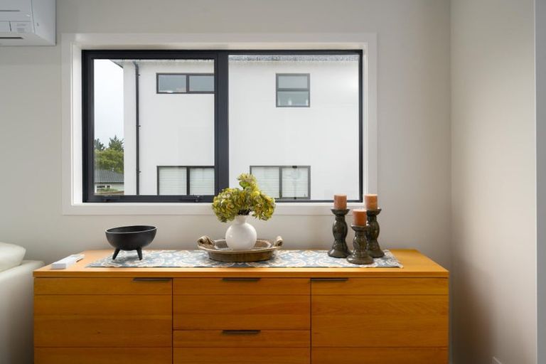 Photo of property in 140 Jamaica Drive, Grenada North, Wellington, 5028