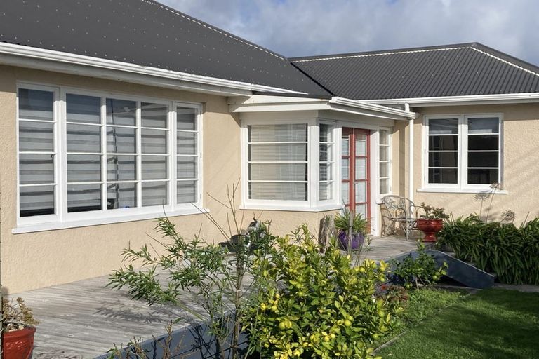 Photo of property in 1 Huia Street, Foxton Beach, Foxton, 4815