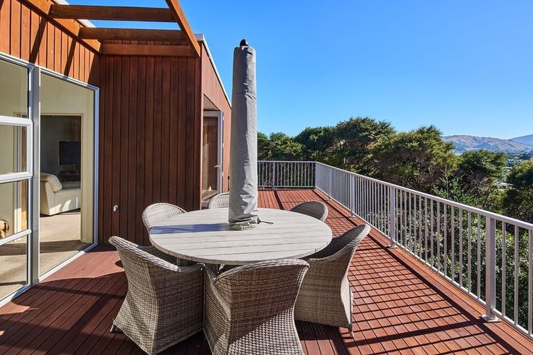 Photo of property in 53 Exploration Way, Whitby, Porirua, 5024
