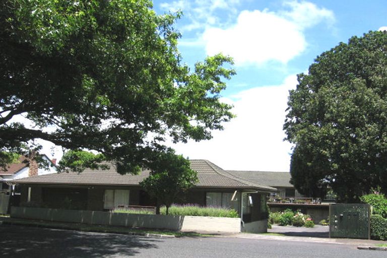 Photo of property in 1/9 Golf Road, Epsom, Auckland, 1023