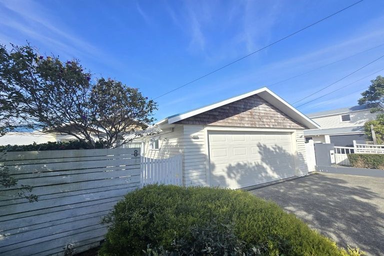 Photo of property in 8 Raumati Terrace, Khandallah, Wellington, 6035