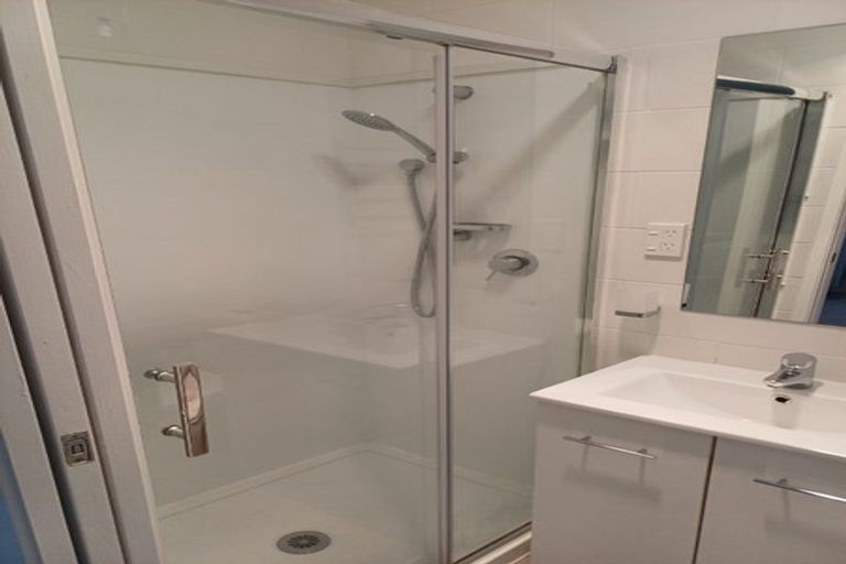 Photo of property in 2/41 Charles Dickens Drive, Mellons Bay, Auckland, 2014