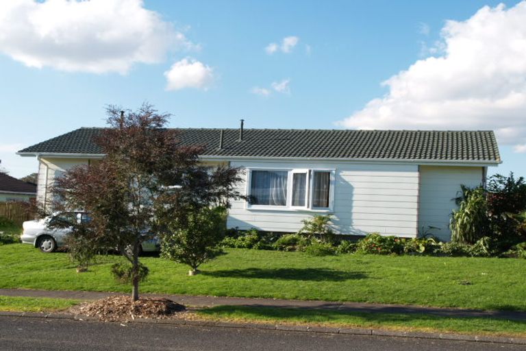 Photo of property in 13 Chalfont Street, Mangere East, Auckland, 2024