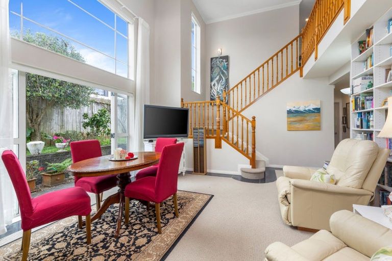 Photo of property in 13 Kunzea Place, Greenhithe, Auckland, 0632