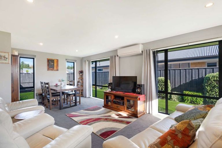 Photo of property in 12 Waimarie Street, Pegasus, 7612