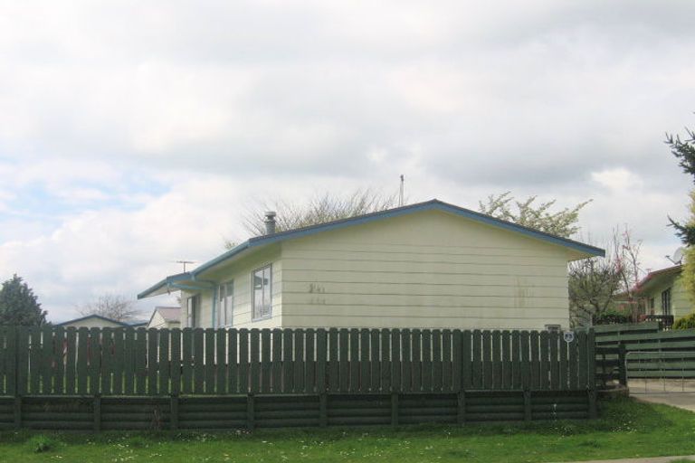 Photo of property in 29 Sequoia Crescent, Owhata, Rotorua, 3010