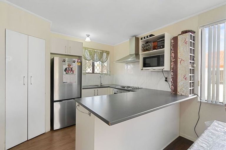 Photo of property in 4/48 Taitimu Drive, Weymouth, Auckland, 2103