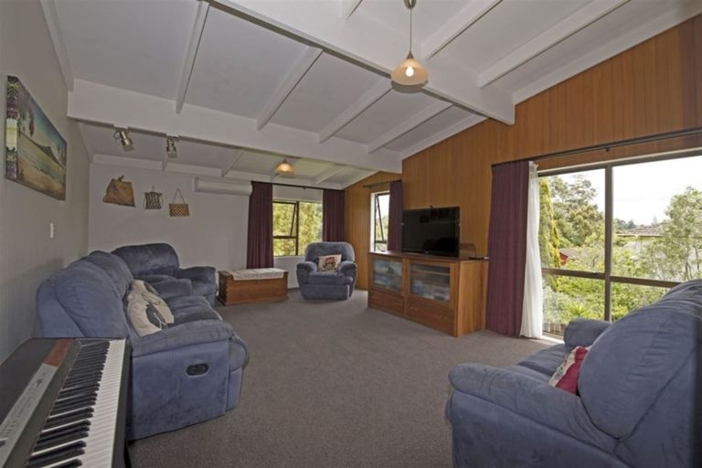 Photo of property in 180 Universal Drive, Henderson, Auckland, 0610