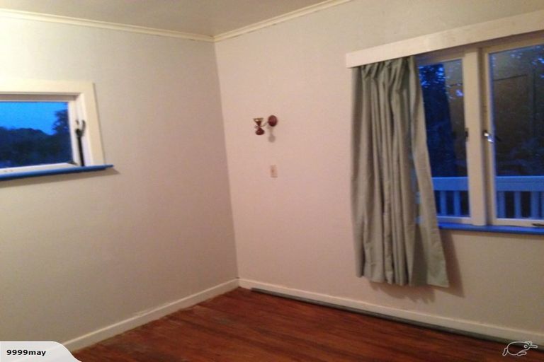 Photo of property in 10 Philson Terrace, Browns Bay, Auckland, 0630