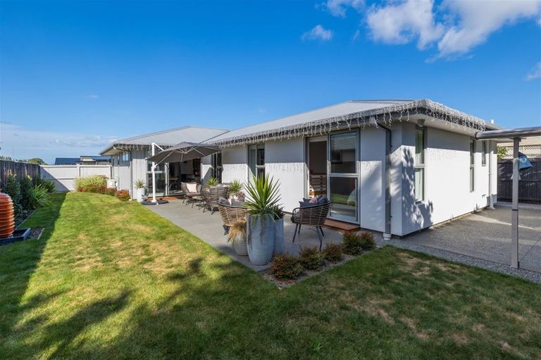 Photo of property in 25 Kingsbridge West, Burwood, Christchurch, 8083