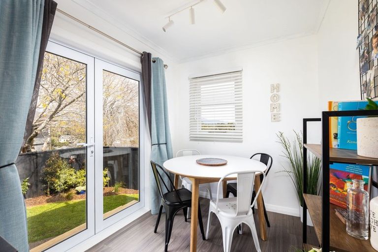 Photo of property in 3 Roto Street, Westown, New Plymouth, 4310