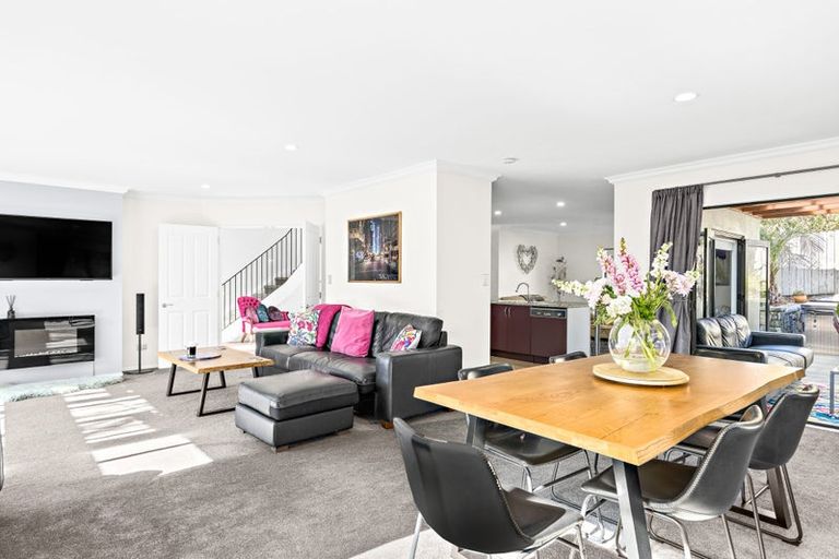 Photo of property in 12 Gold Street, Albany Heights, Auckland, 0632