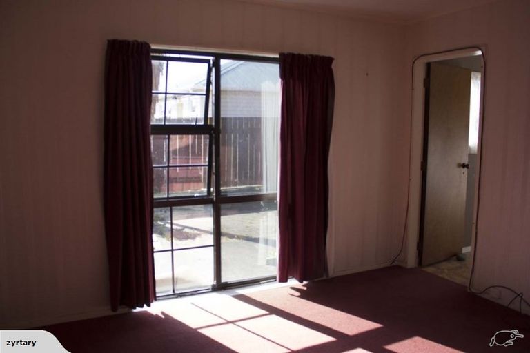 Photo of property in 5b Mclellan Street, Tawa, Wellington, 5028
