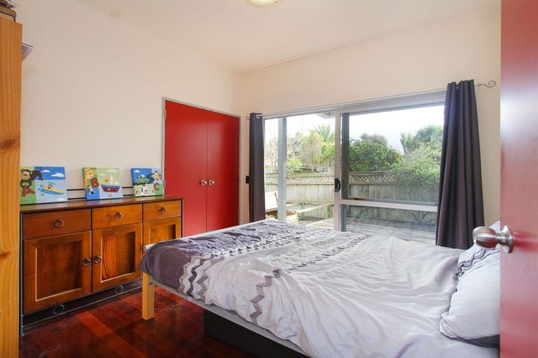 Photo of property in 6 Lamia Place, The Gardens, Auckland, 2105