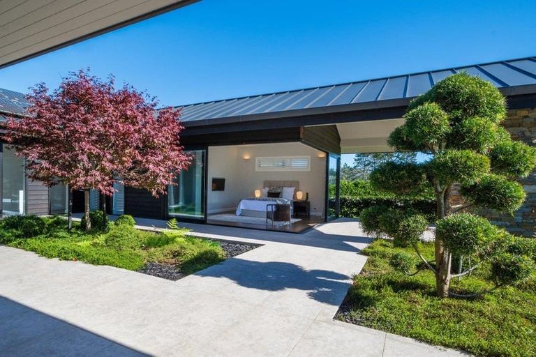 Photo of property in 73 Pomona Road, Kumeu, 0891