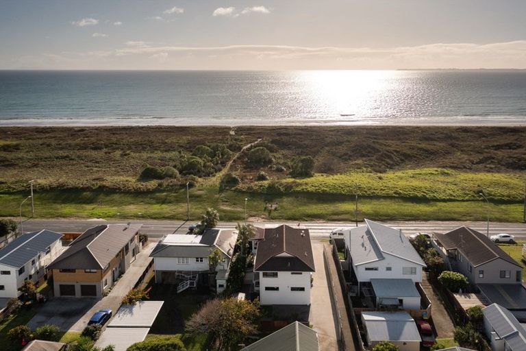 Photo of property in 820a Papamoa Beach Road, Papamoa Beach, Papamoa, 3118