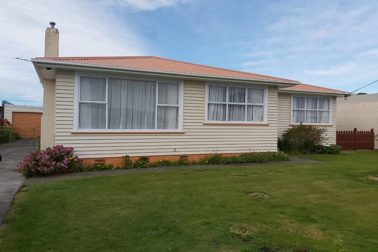 Photo of property in 6 Murray Avenue, Hawera, 4610