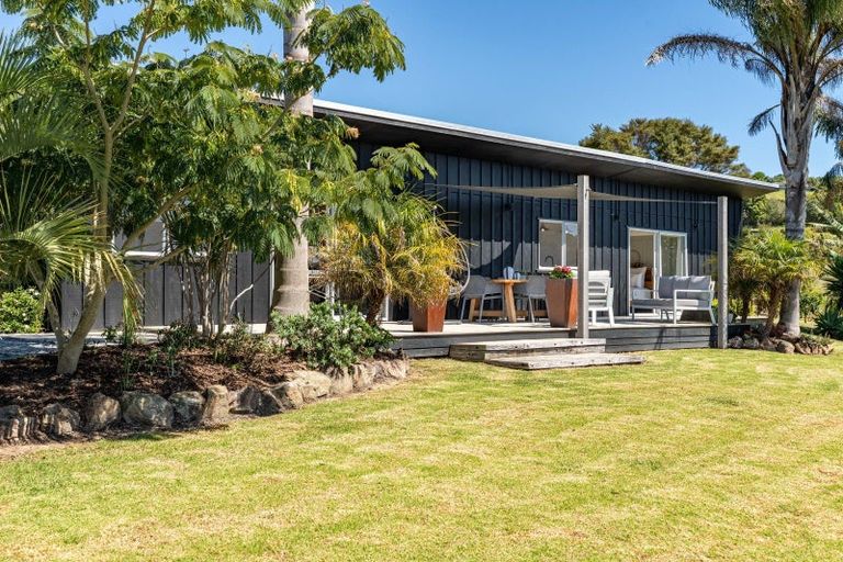 Photo of property in 280 Brooks Road, Waipu, 0582