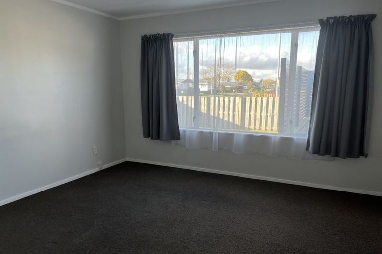 Photo of property in 2 Olive Place, Nawton, Hamilton, 3200