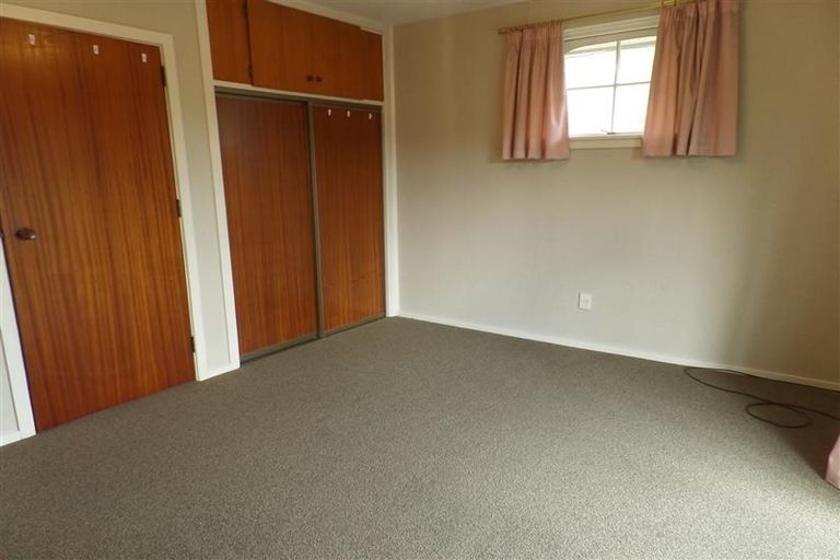 Photo of property in 16 Cashmere Road, Cashmere, Christchurch, 8022