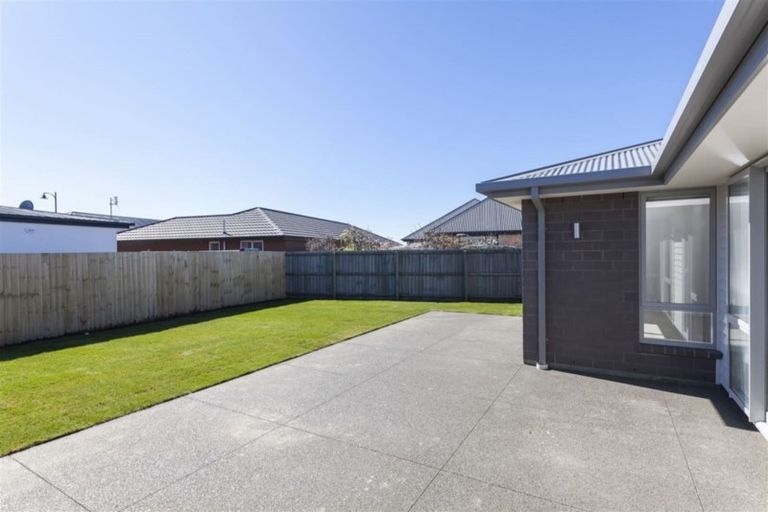 Photo of property in 3 Ciaran Close, Broomfield, Christchurch, 8042