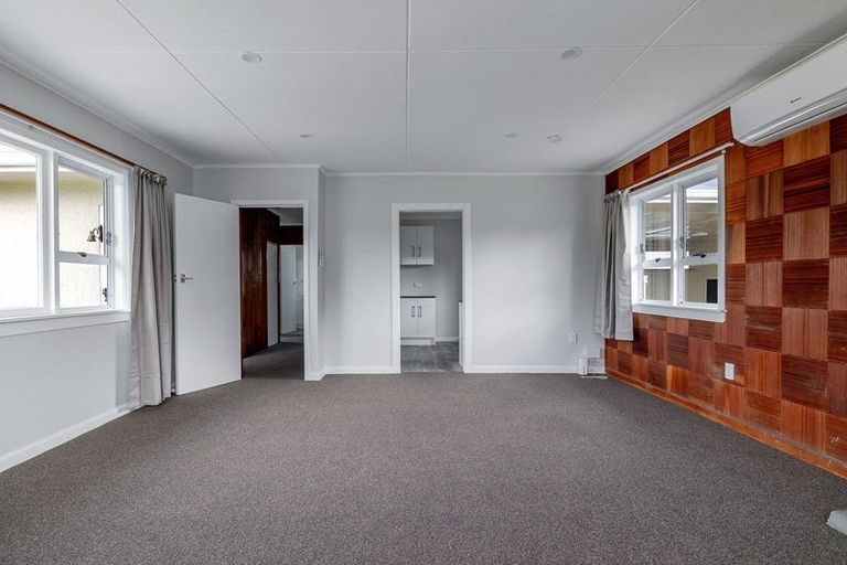 Photo of property in 21-21a Nottingham Avenue, Awapuni, Palmerston North, 4412