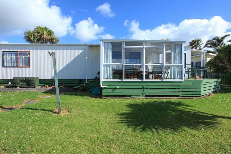 Photo of property in 17a Uenuku Avenue, Raglan, 3225