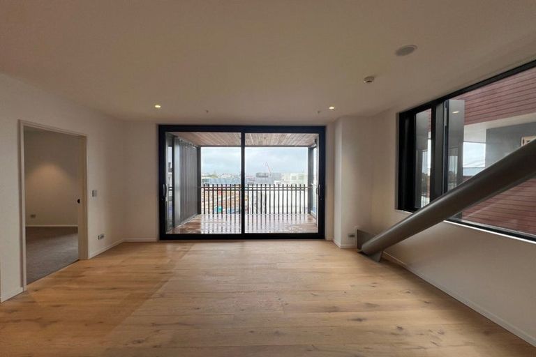 Photo of property in 102/45 Mount Eden Road, Grafton, Auckland, 1023