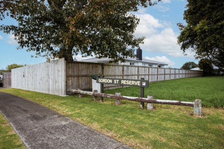 Photo of property in 9 Gordon Street, Te Puke, 3119