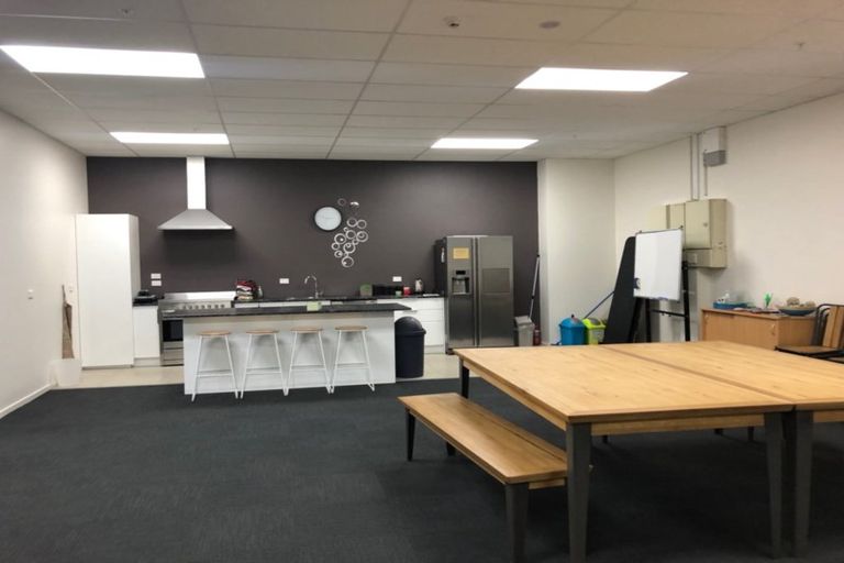 Photo of property in 218 George Street, Stokes Valley, Lower Hutt, 5019