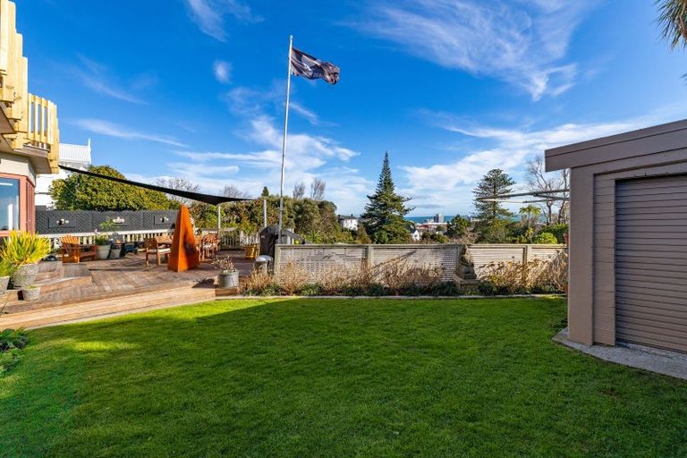 Photo of property in 25 Rogan Street, New Plymouth, 4310